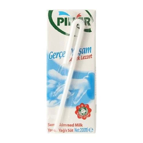 Pınar Doğal Yarım Yağlı Süt 200 Ml